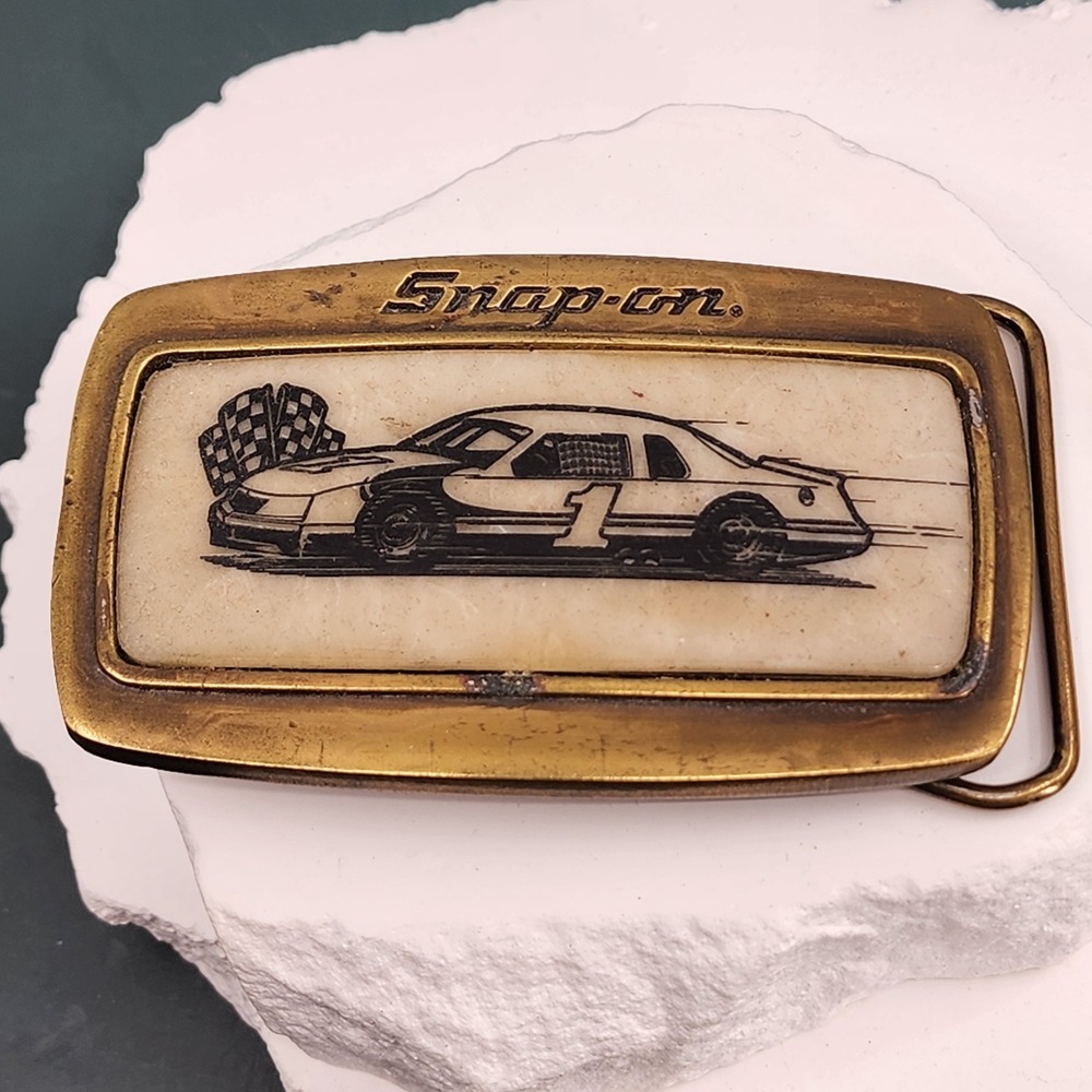 Snap-on Racing Car Belt Buckle Checkered Flags Brass Tone Metal Collectible